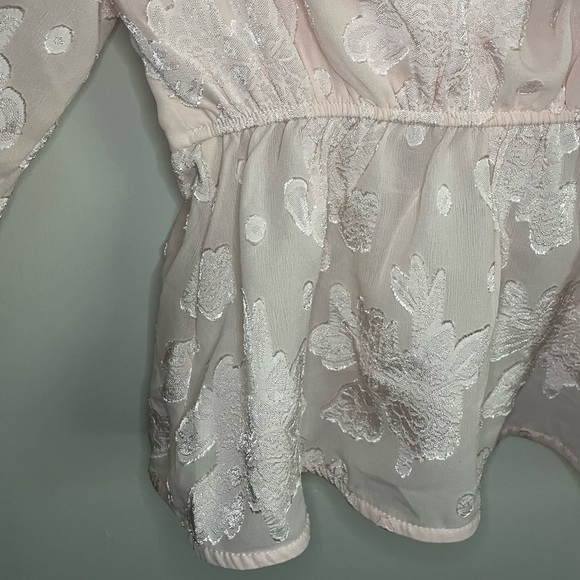 Francesca’s Christina Jacquard Tie Front Blouse - Picture 12 of 13